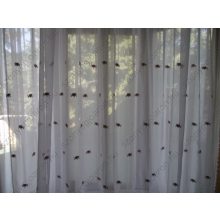 Melánia hímzett fehér organza függöny 250 x 300 cm