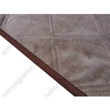 Karo Barna Ágytakaró