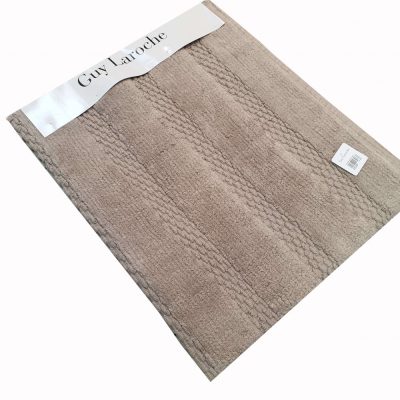   Filadelfia Guy Laroche Exkluzív Fürdőszoba Szőnyeg Bézs Színben 70 x 120 cm