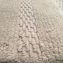 Filadelfia Guy Laroche Exkluzív Fürdőszoba Szőnyeg Bézs Színben 70 x 120 cm